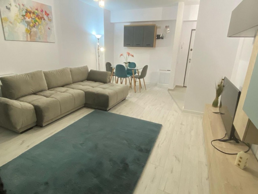 2 camere cu parcare l Central Adress Residence