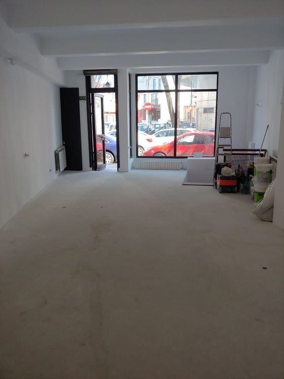 Zona Piata Romana S+P+1+M stradal comercial ,birouri ,inv...