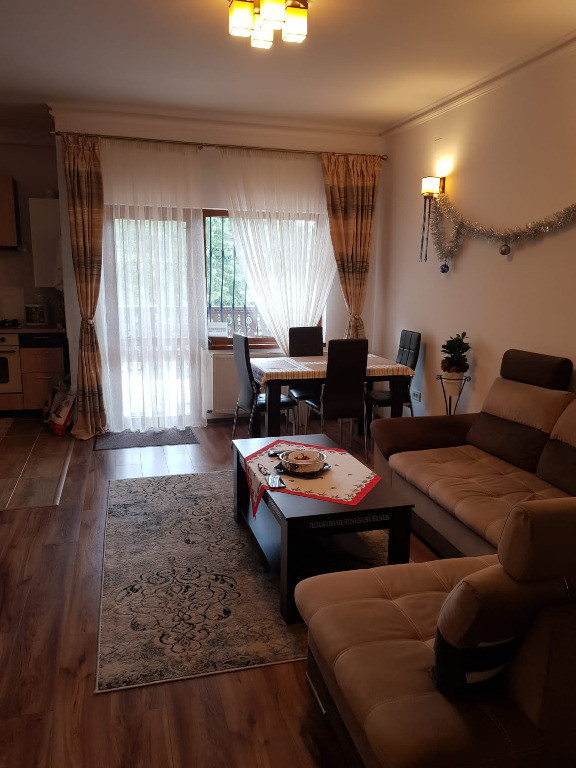 Predeal-Apartament cu 3 camere ,panorama spectaculoasa