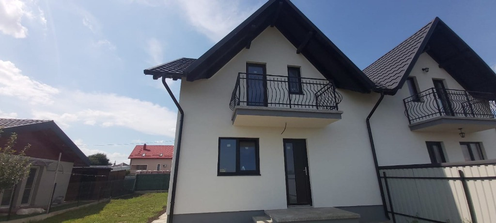 Ipotesti- Casa sistem duplex,P-M,pret 100000Euro.