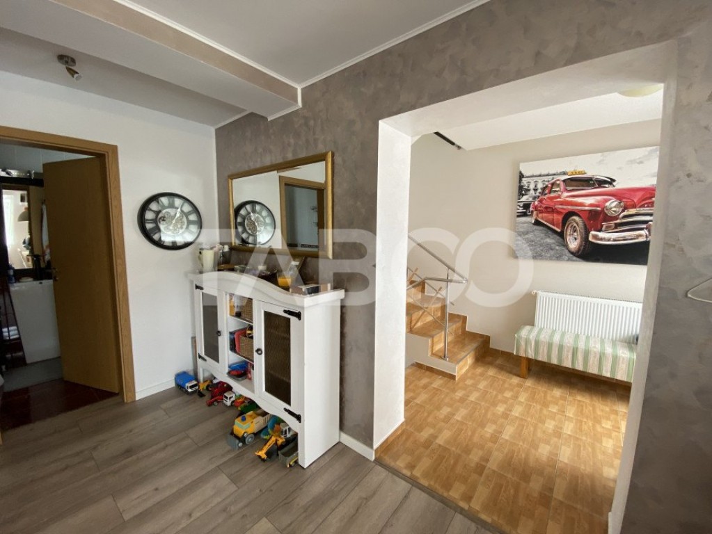 Apartament 3 camere 2 bai 120mp utili 2 terase zona Micesti