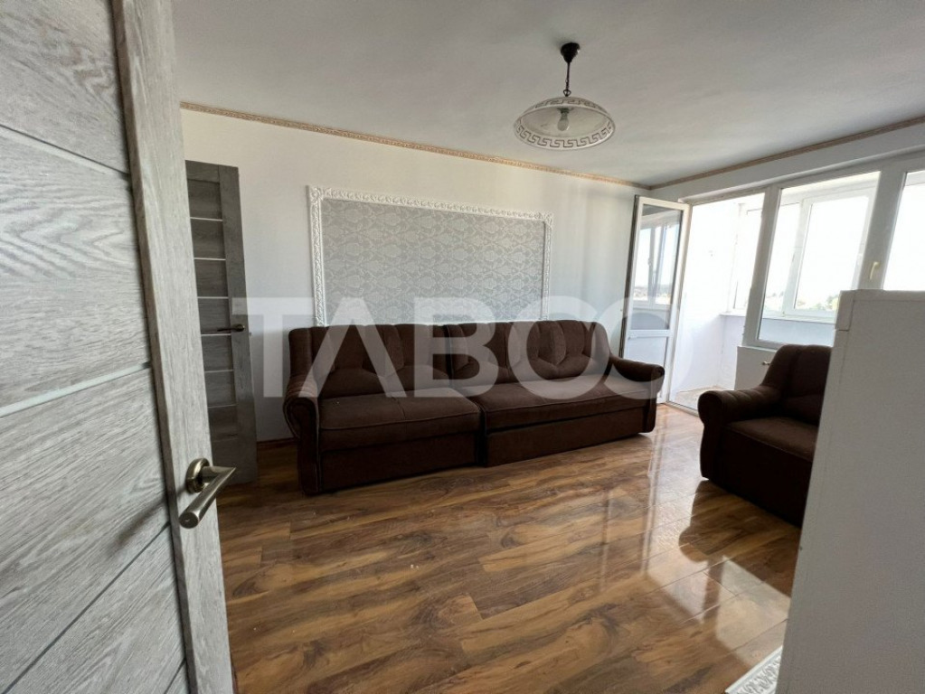 Apartament decomandat 2 camere etaj intermediar cu lift de v