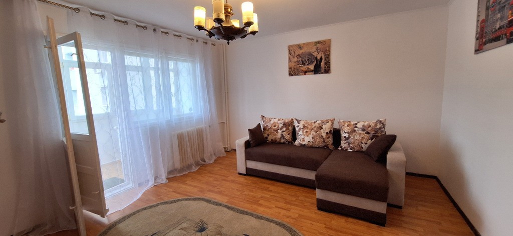 Apartament cu 2 camere de inchiriat in zona Titan metrou