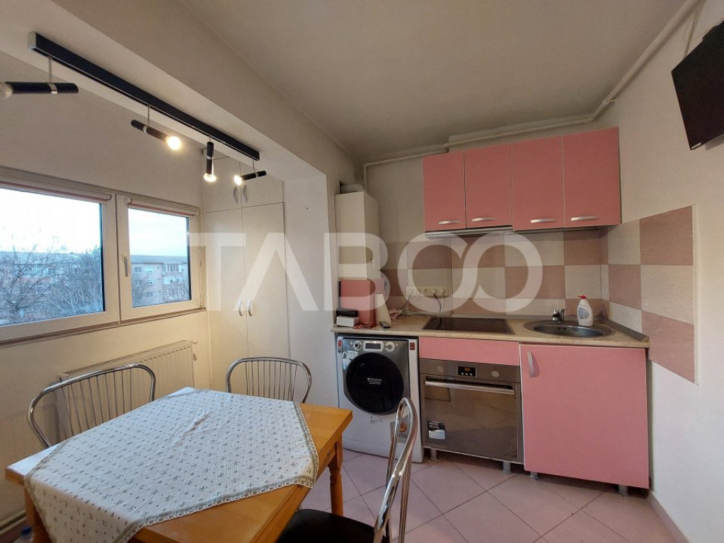 Apartament decomandat 2 camere 40 mpu mobilat utilat Cetate