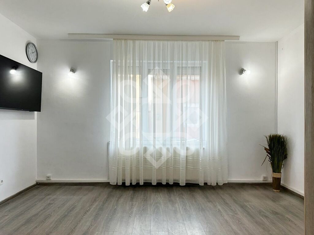 Casa pe nivel de ultracentral in Oradea