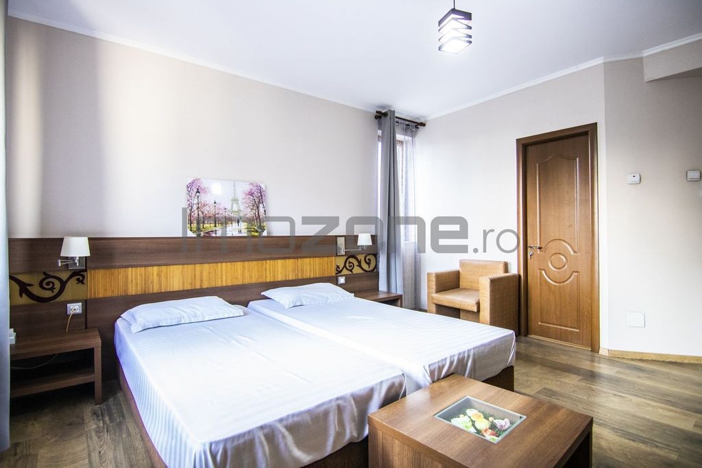 Apartament 2 cam., in Casa/Vila, etaj 1, metrou 10 min, 8...