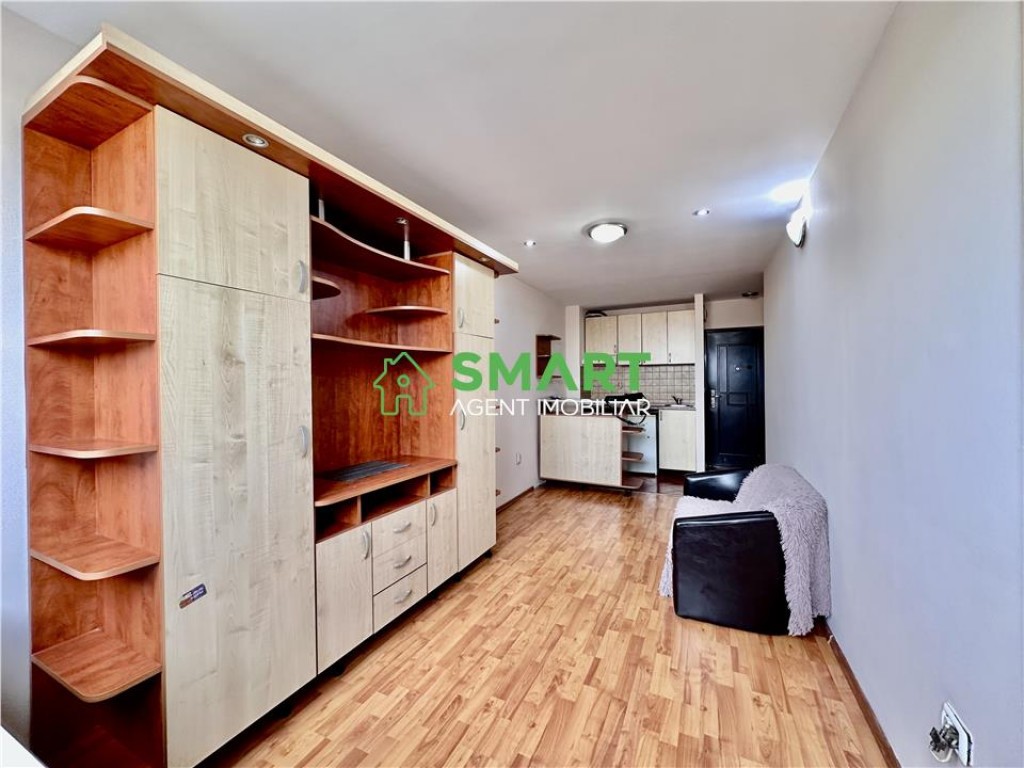 Apartament 2 camere. Arad, UTA, zona facultate.