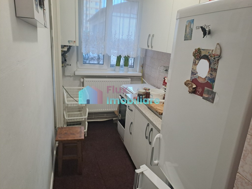 Apartament cu 2 camere in George Enescu zona Albina