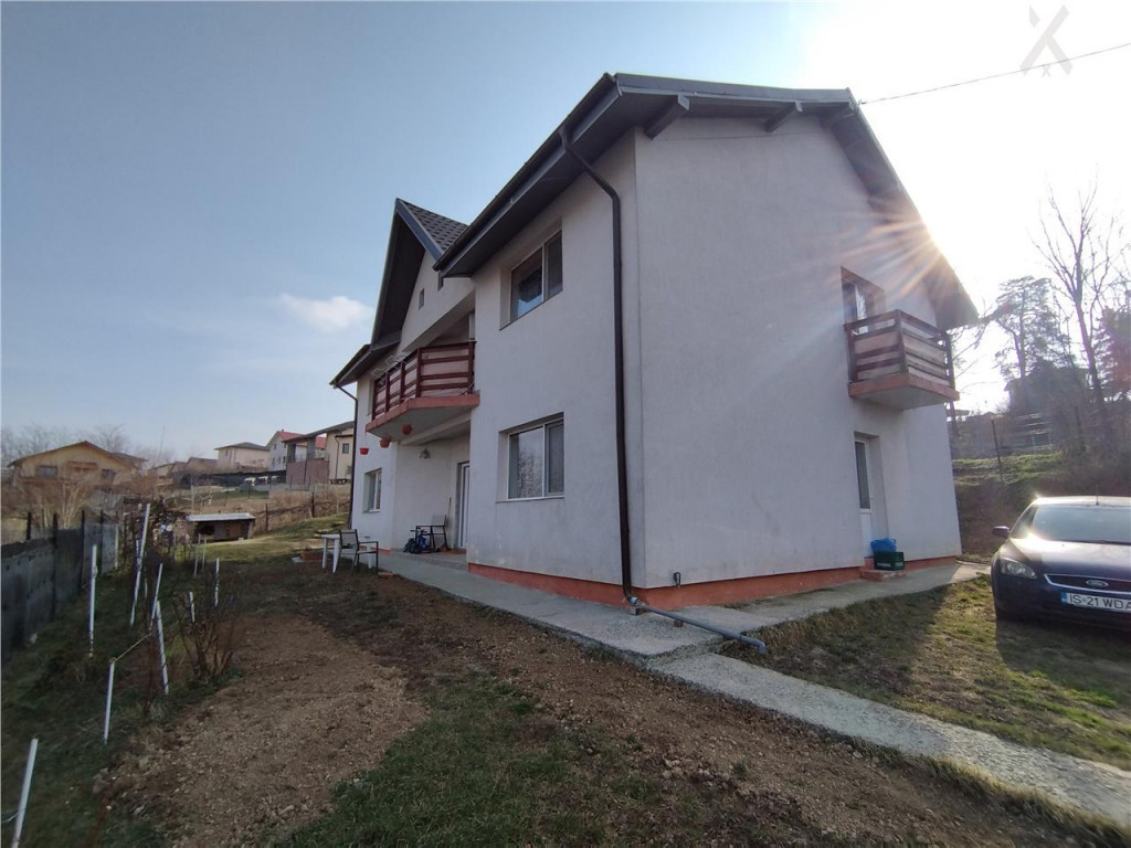 Vila 6 camere,250 mp S.U.teren 800 mp,1.5 km CUG,Valea Adanc