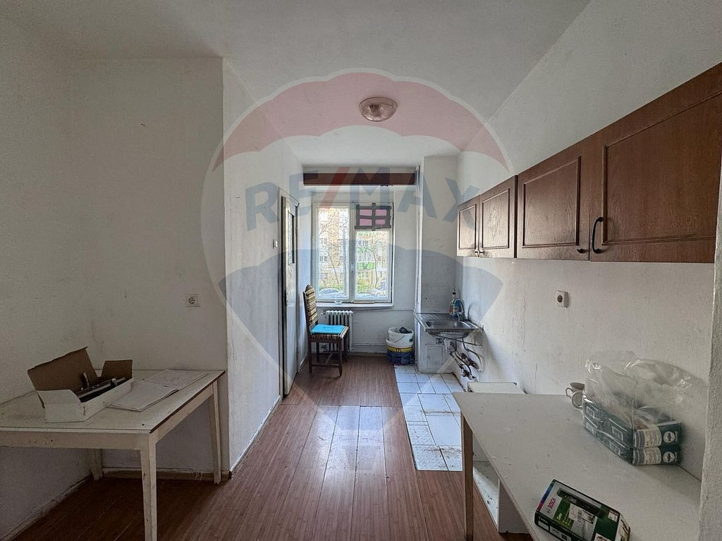 Apartament de vânzare, Tip D, Etajul 1, Zona Decebal