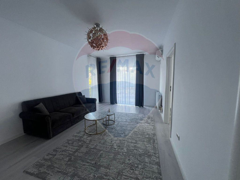 Apartament cu 3 camere de închiriat, Zona Spitalului Jud...