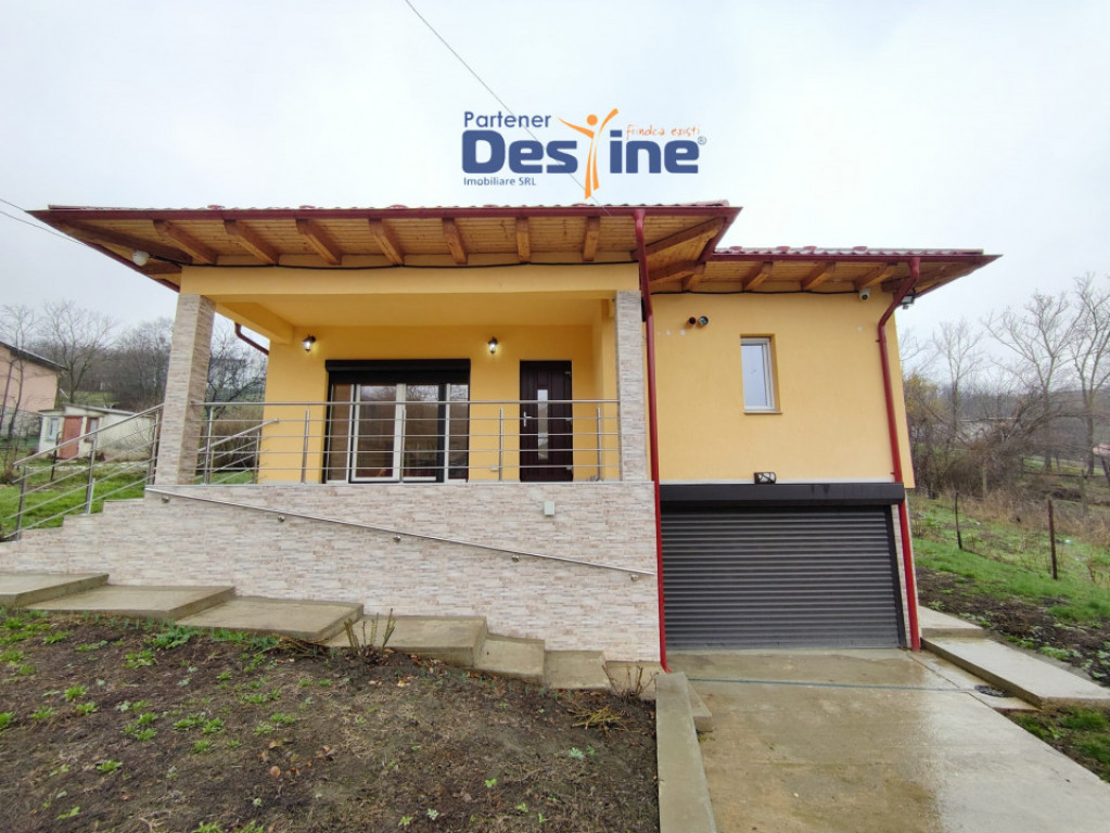 EXCLUSIVITATE casă individuală D+P+POD 63mp utili + 900 mp