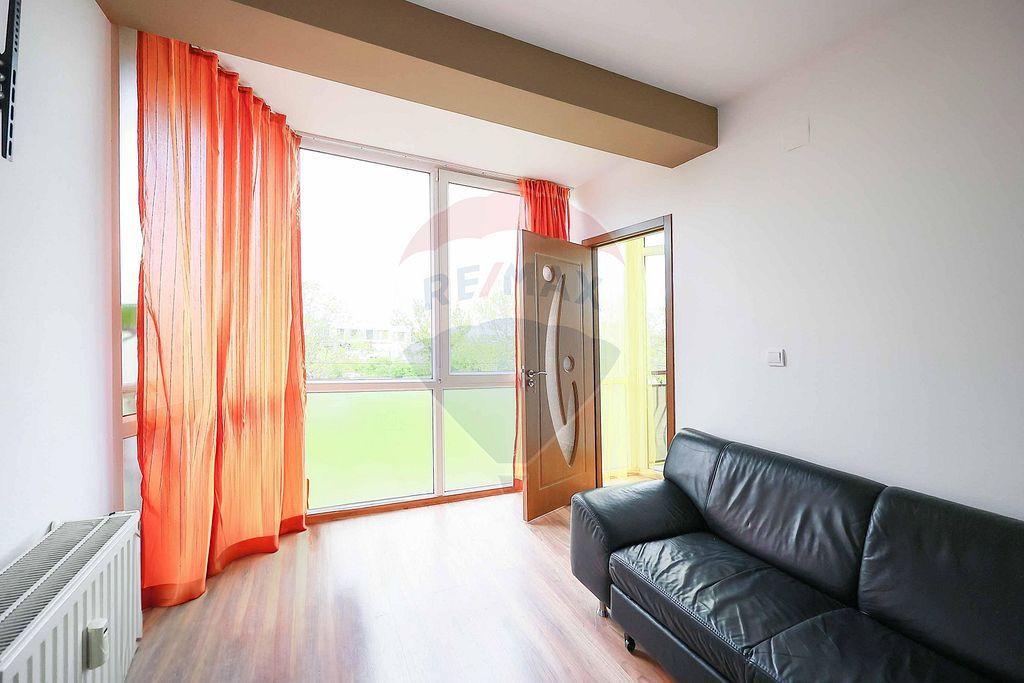 Apartament cu 2 camere de vânzare în Prima Nufǎrul