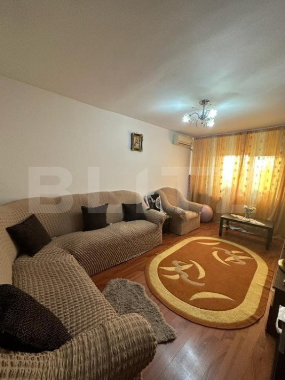 Apartament 3 camere, decomandat anul 1985 Malu Rosu