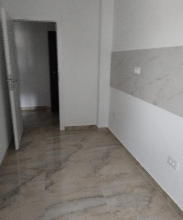 APARTAMENT 1 CAMERA, DECOMANDAT, INTABULAT, PACURARI