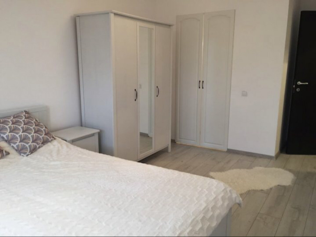 Brancoveanu luica etaj 1 apartament