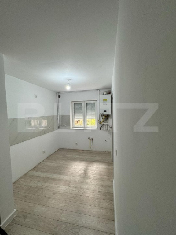 Apartament cu 3 Camere , 82 mp, Zona Strada Careiului