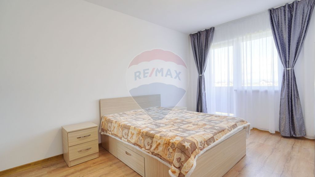 Apartament cu 2 camere de închiriat, PRIMA INCHIRIERE,Su...