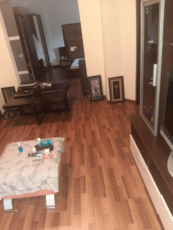 APARTAMENT 3 CAMERE-KOGALNICEANU-METROU EROILOR-PARC IZVOR-C