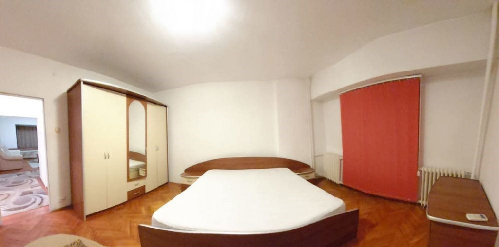 Apartament 4 camere - Central -