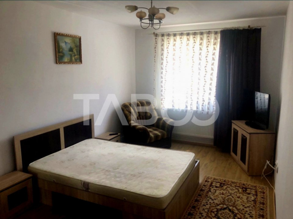 Apartament de inchiriat 3 camere 78 mpu parcare si balcon zo