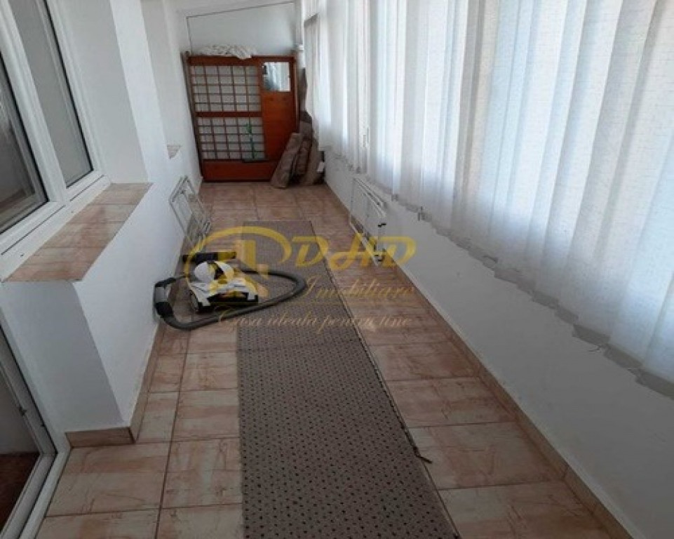 2 camere zona Palat+debara+boxă