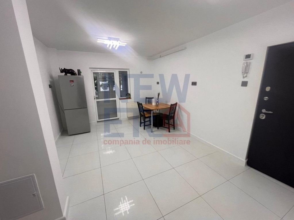 De Inchiriat Apartament 3 camere zona Brancoveanu - Comerci