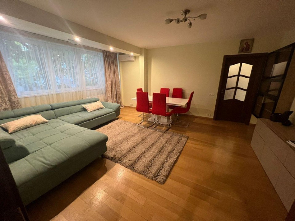 Apartament 3 camere, 70mp, zona Drumul Taberei