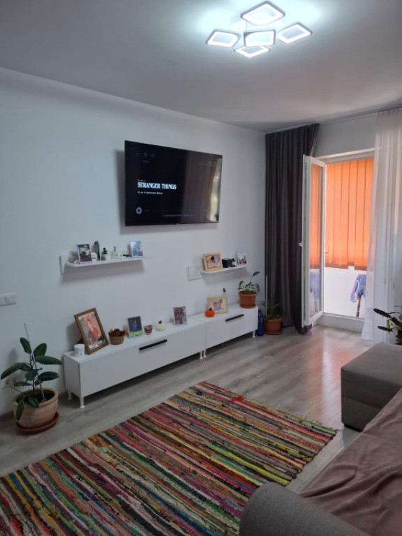 Apartament 2 Camere MOBILAT/UTILAT aproape de Metrou - Zona