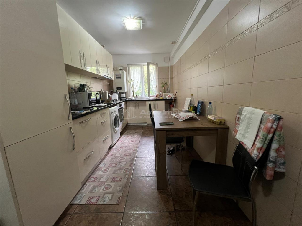 4 camere de - Tatarasi - 90000 Euro