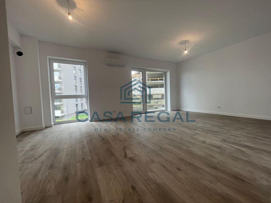 Apartament 3 camere, finisat, bloc nou, Nufarul