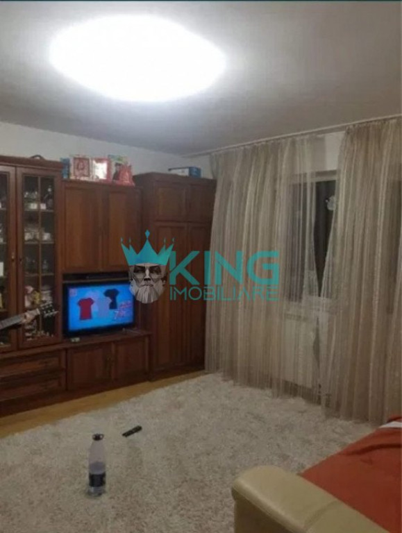 Zona zarand// apartament 3 camere// 1 balcon// aer condition