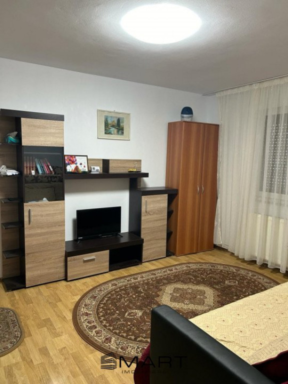 Apartament 2 camere zona Calea Bucuresti