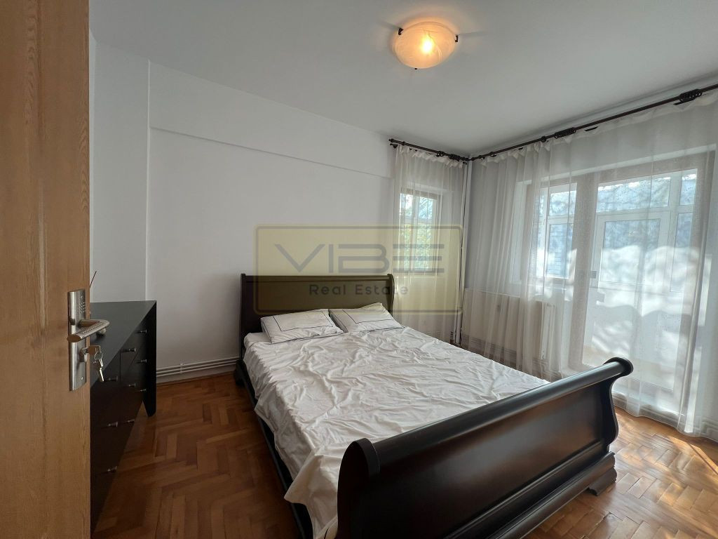 Apartament 3 camere Centru Civic - Esplanada Barboi