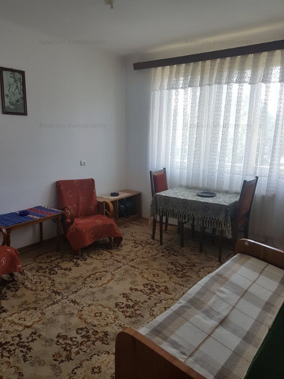 Apartament doua deco, micut, etaj 2, simplu, langa Parcul Cancicov