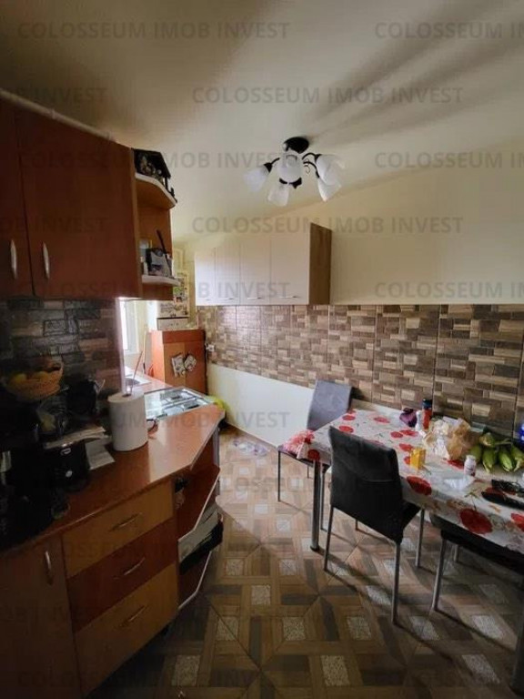 Apartament 2 camere,doua balcoane zona Uzina 2