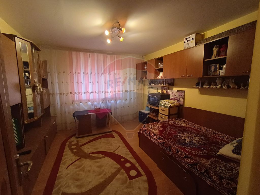 Apartament cu 1 camere de vânzare în zona Maratei