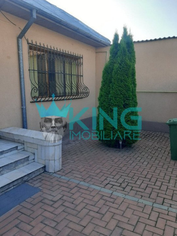 Lupeni | 270 m2 | Piscina | 2 parcari | 4 camere | Pretabil