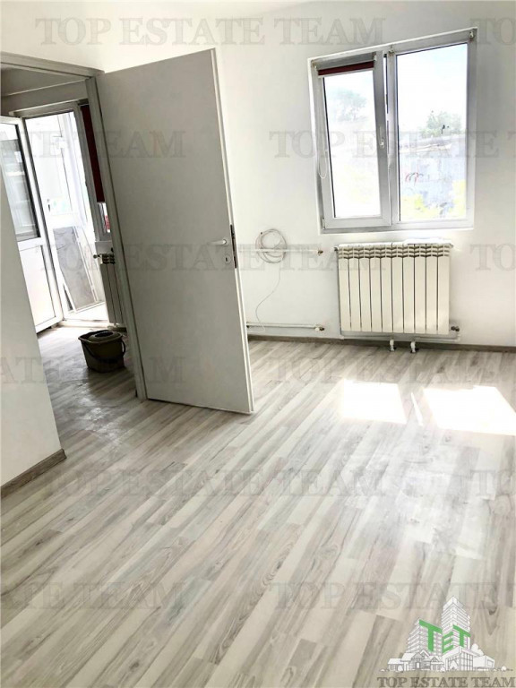 APARTAMENT CU 3 CAMERE ZONA BRATIANU