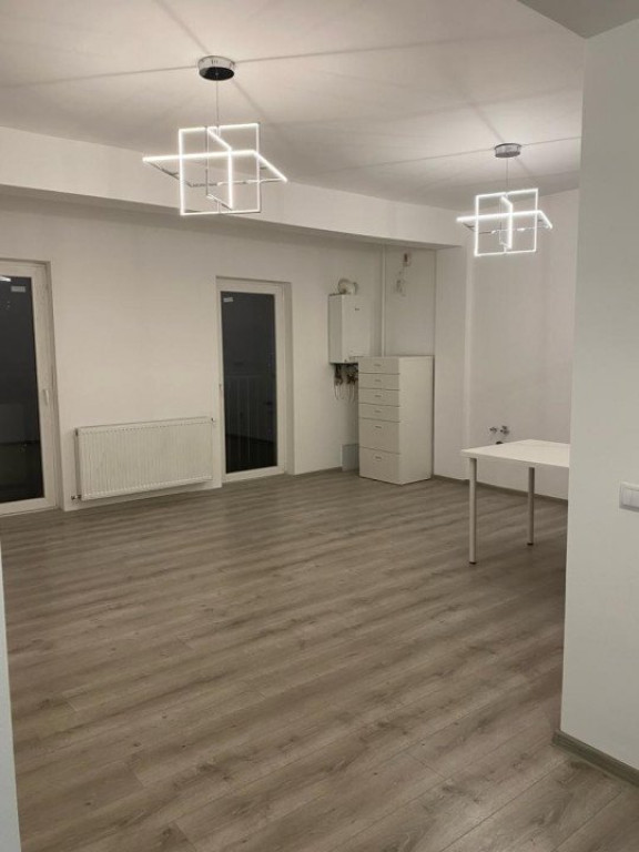 Apartament 2 camere,50 mp utili, 2 parcari, zona Balastierei