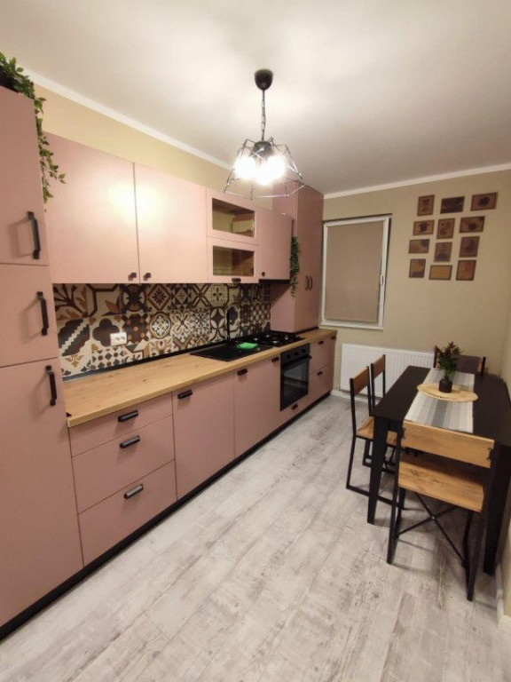 Apartament de lux, 3 camere, gradina, preluare chiriasi 420e