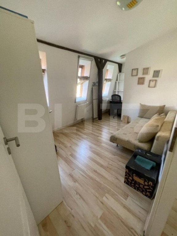 Apartament mobilat, 3 camere, 80mp, pe 2 niveluri, Bălcescu