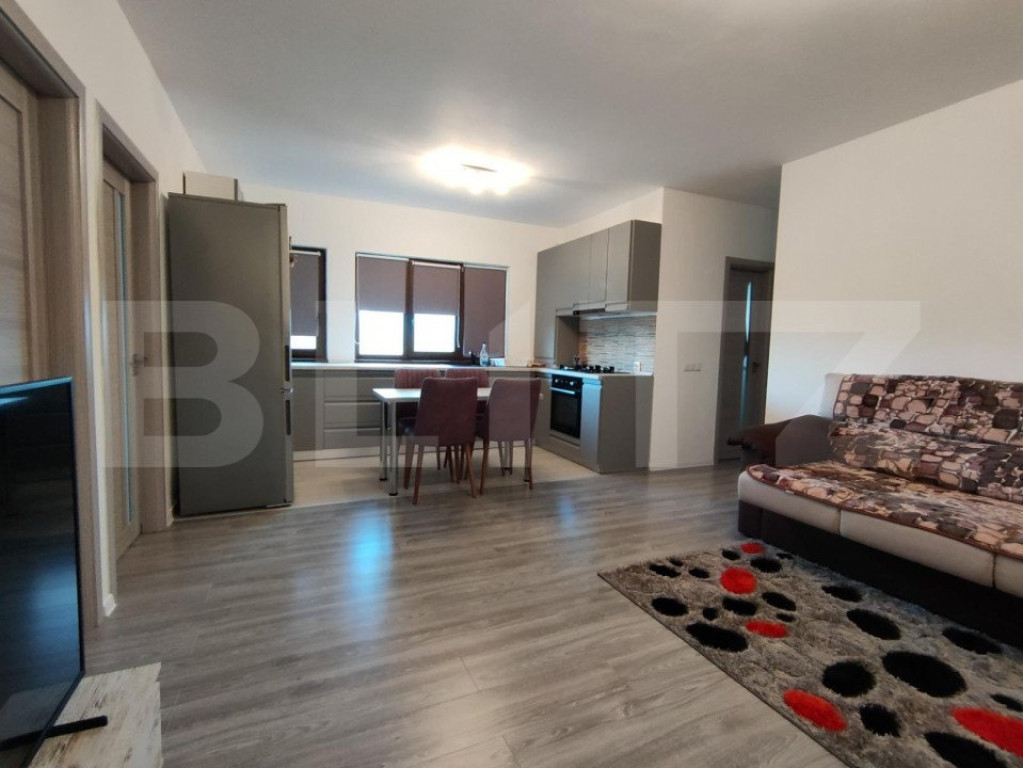 Apartament 3 camere + 55mp de curte Sanpetru