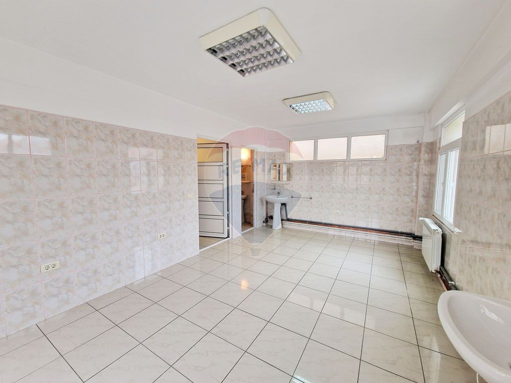 Spațiu pentru clinica medicala 250 mp în zona Ultracentral