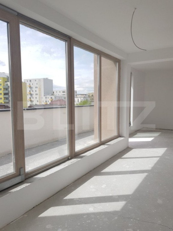 Apartament cartier Coresi Nou, 3 camere, 2 bai, mansarda+ter