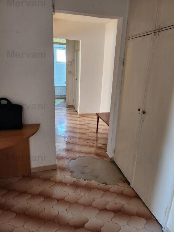 Apartament de vânzare în Câmpina - zona centrală