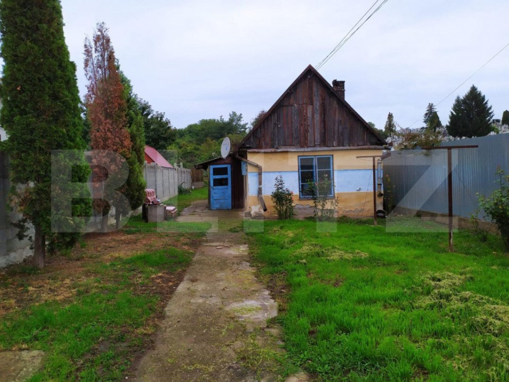 Teren de 830 mp si casa renovabila, zona Centrala