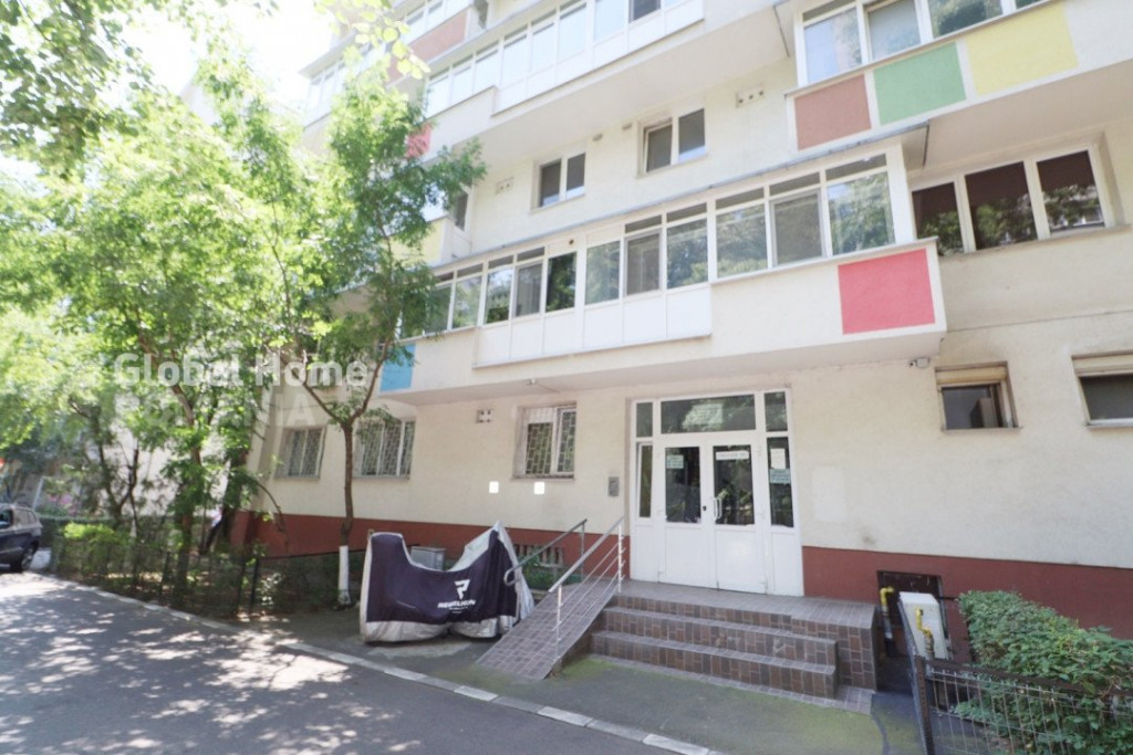 Apartament 2 camere 1 Mai | Etaj 4 | Zona verde - Parc copii