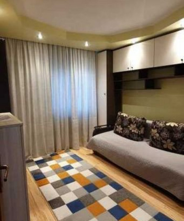 Apartament 2 camere | Decomandat | Centrala | Parcare Privat