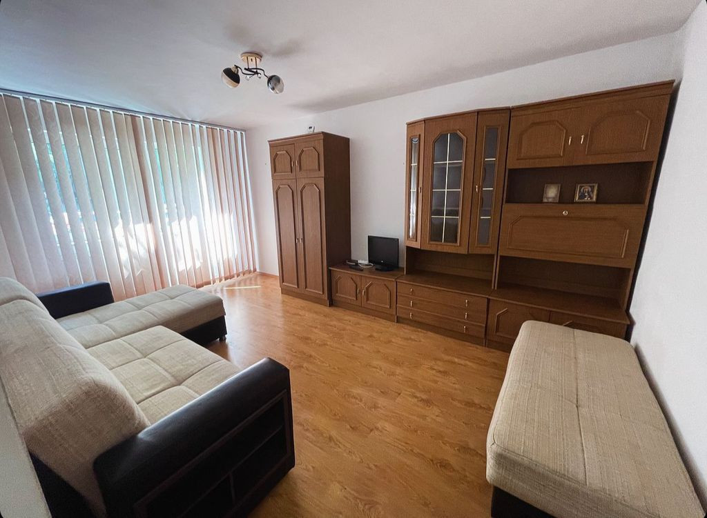 APARTAMENT 4 CAMERE DE INCHIRIAT| OSTROVENI|PARTER